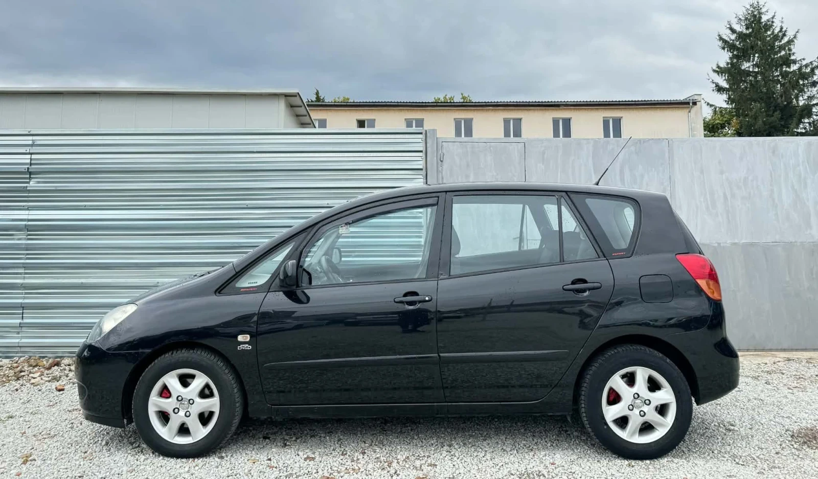 Toyota Corolla verso, снимка 5 - Автомобили и джипове - 56512467