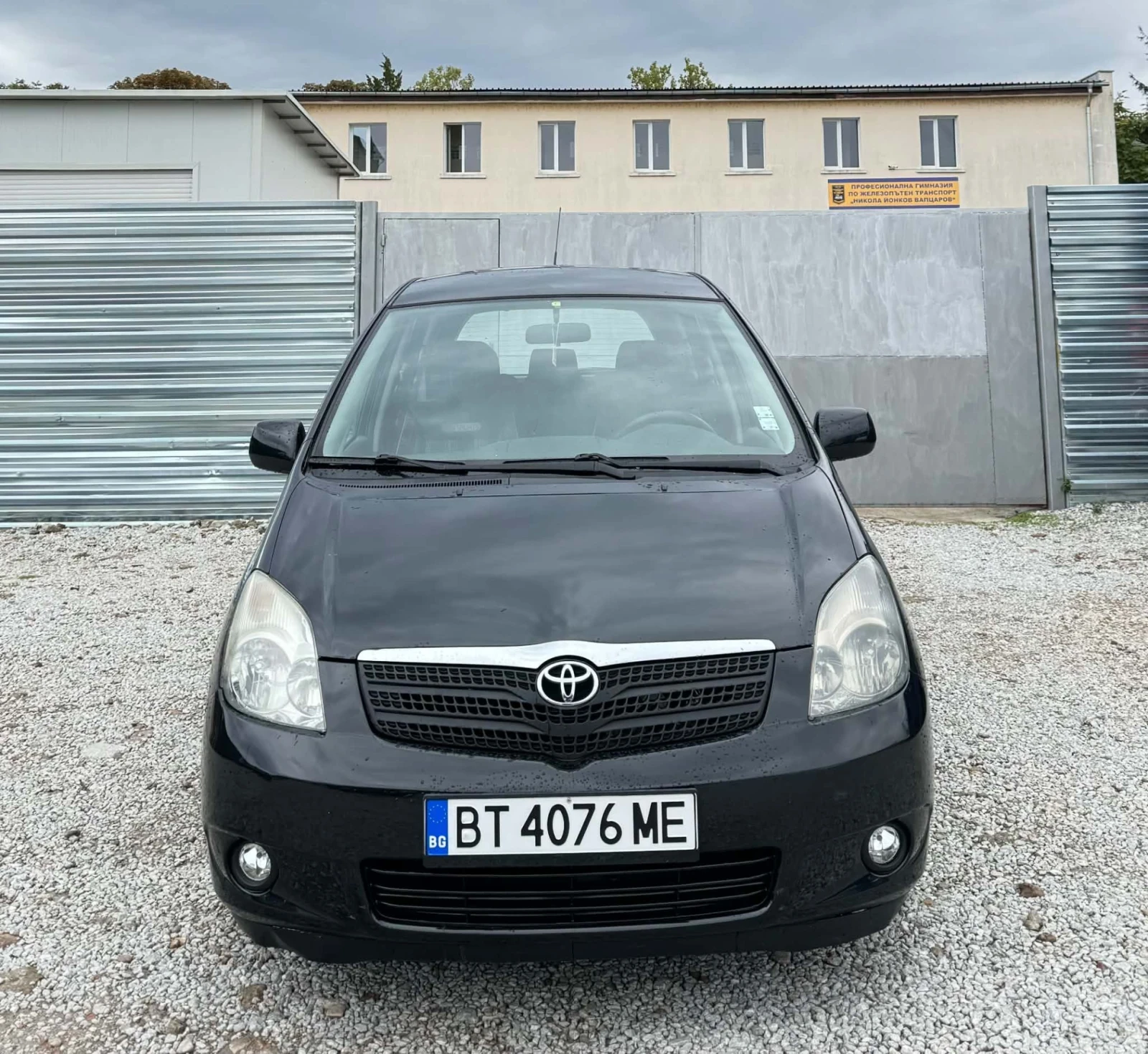 Toyota Corolla verso, снимка 2 - Автомобили и джипове - 56512467