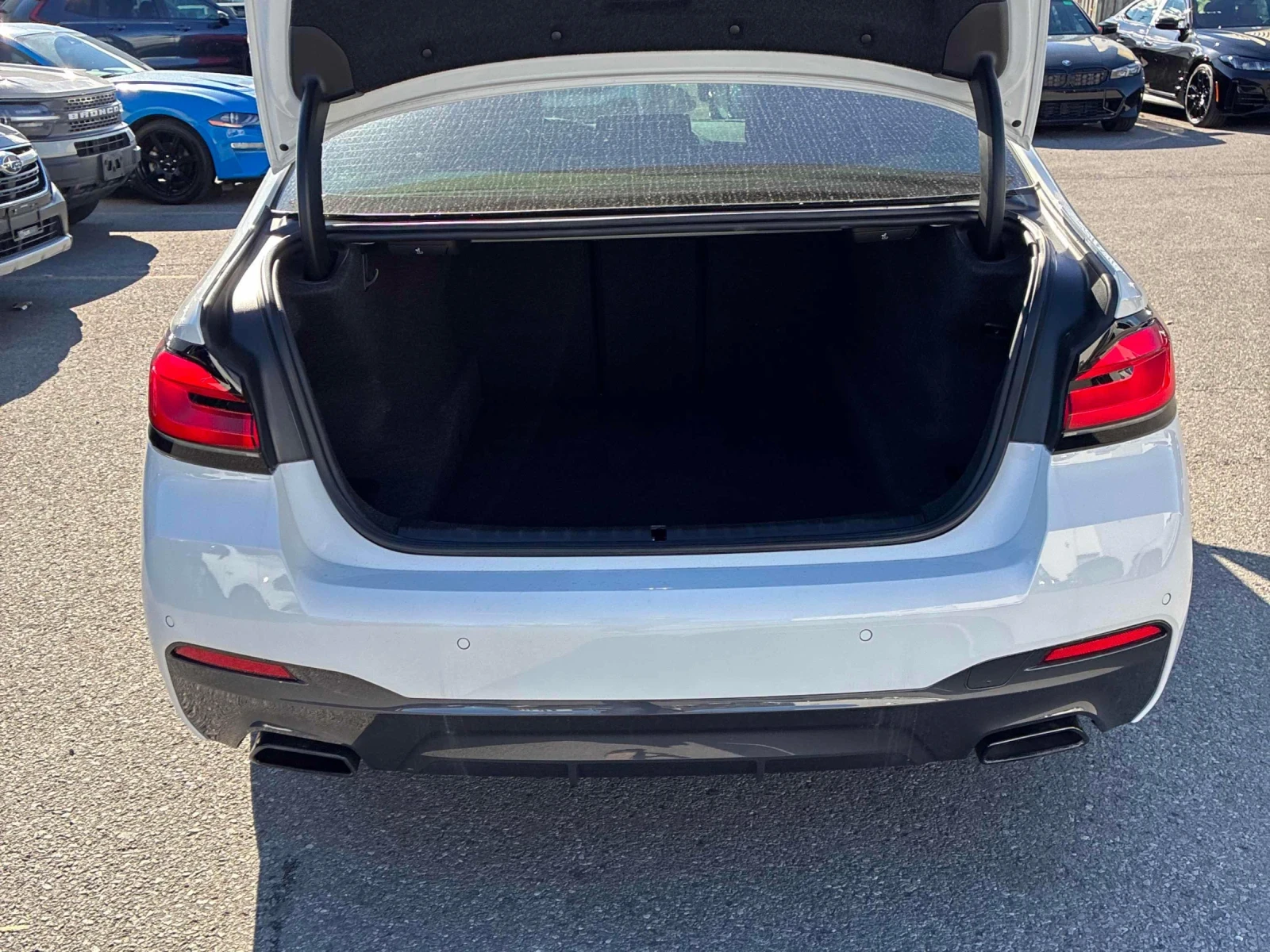 BMW 540 M-pack* 360* �������* H&K* �������*  | Mobile.bg � ����������� 13