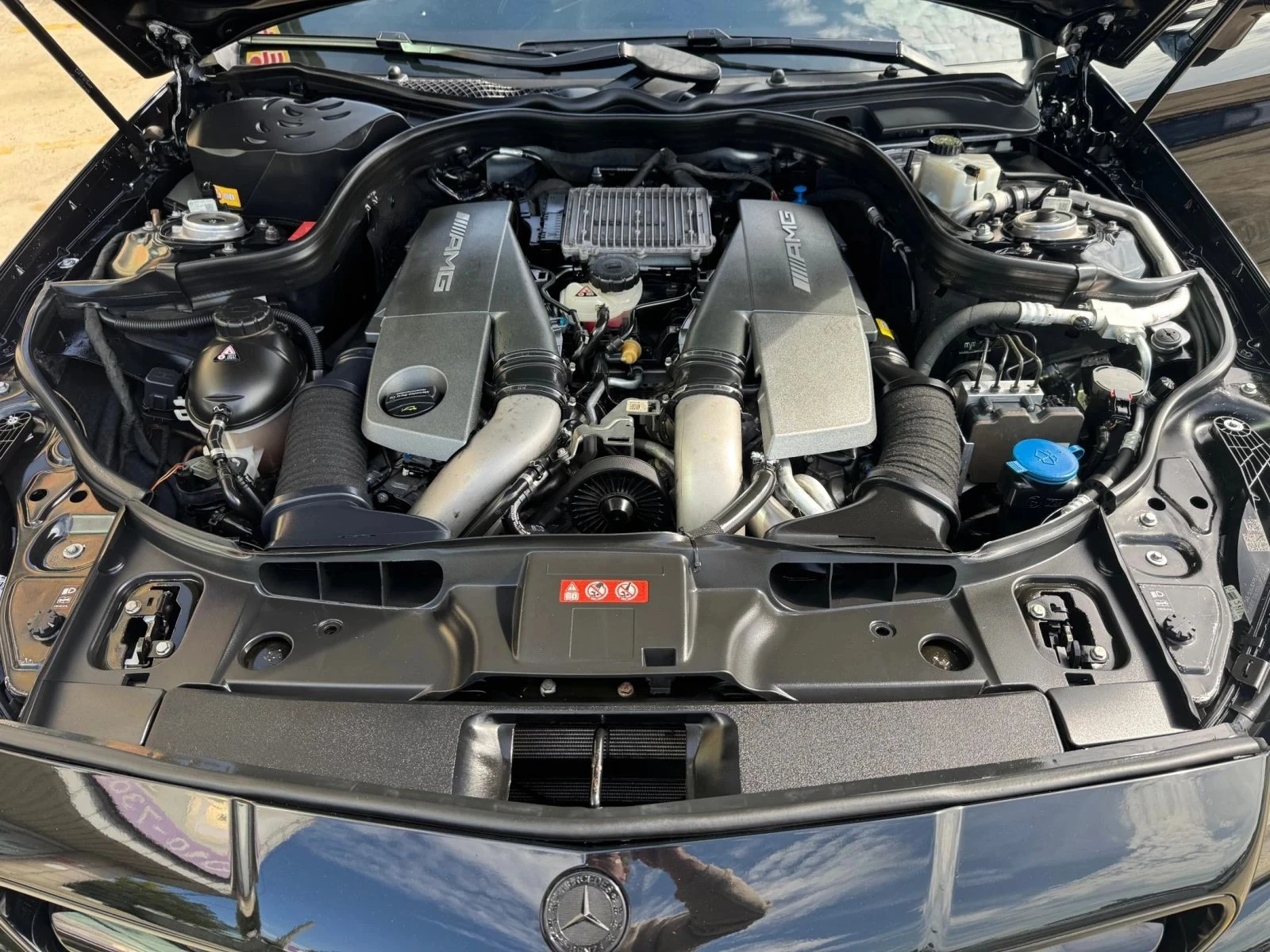 Mercedes-Benz CLS 63 AMG, снимка 6 - Автомобили и джипове - 56689548