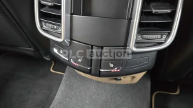 Porsche Cayenne PLATINUM EDITION PANORAMA/360CAM/FULL, снимка 17