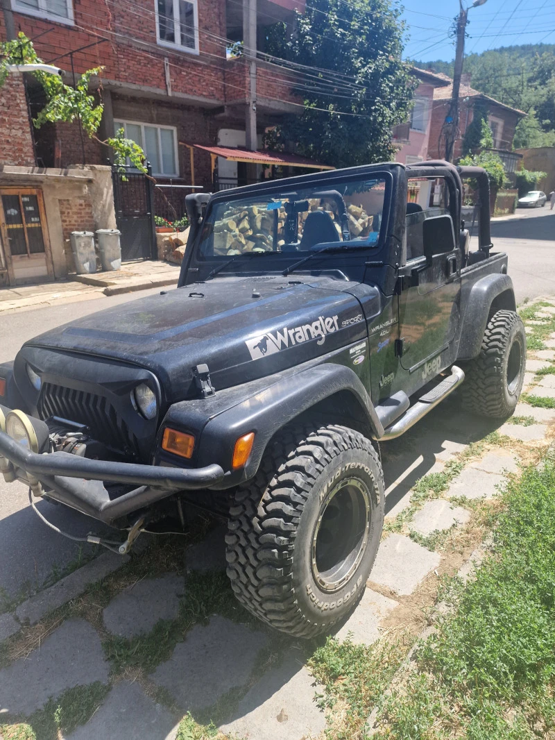 Jeep Wrangler 4000 Sport, снимка 1 - Автомобили и джипове - 47354844