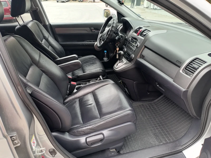 Honda Cr-v 2.0, снимка 8 - Автомобили и джипове - 47775614