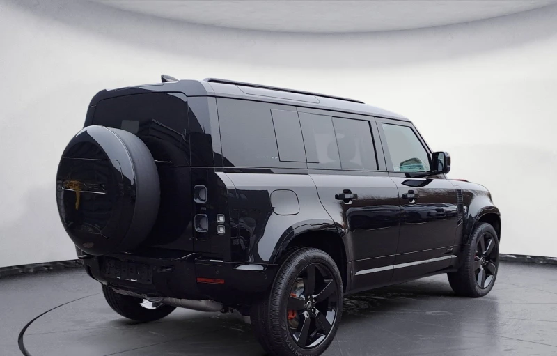 Land Rover Defender 110 D300 X, снимка 2 - Автомобили и джипове - 50020137