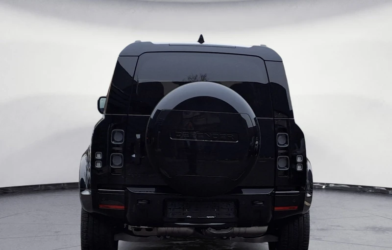 Land Rover Defender 110 D300 X, снимка 8 - Автомобили и джипове - 50020137