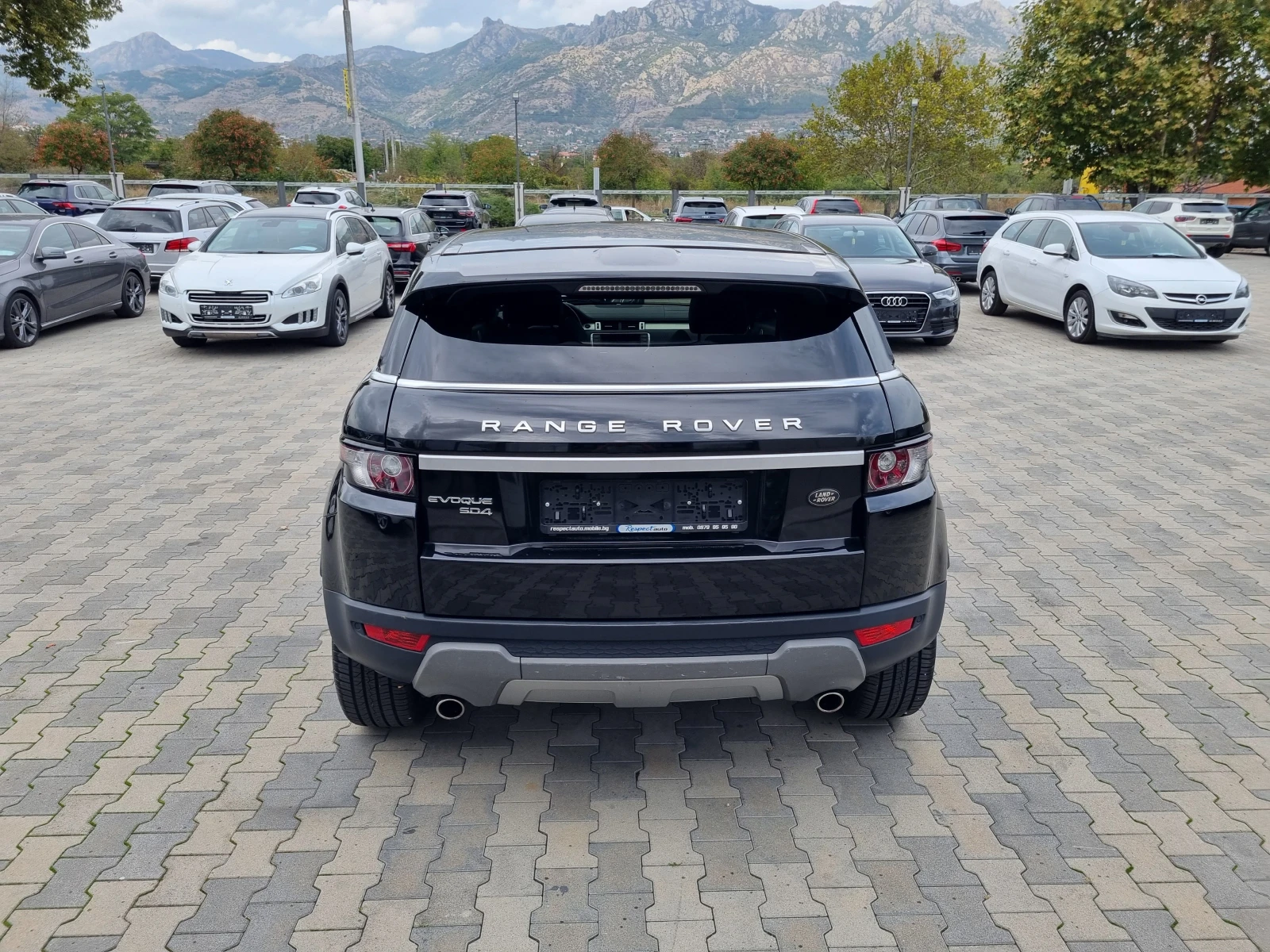 Land Rover Range Rover Evoque 190кс. 4х4 KEYLESS GO Кожа, Панорама, КАМЕРА, Ксен - изображение 5