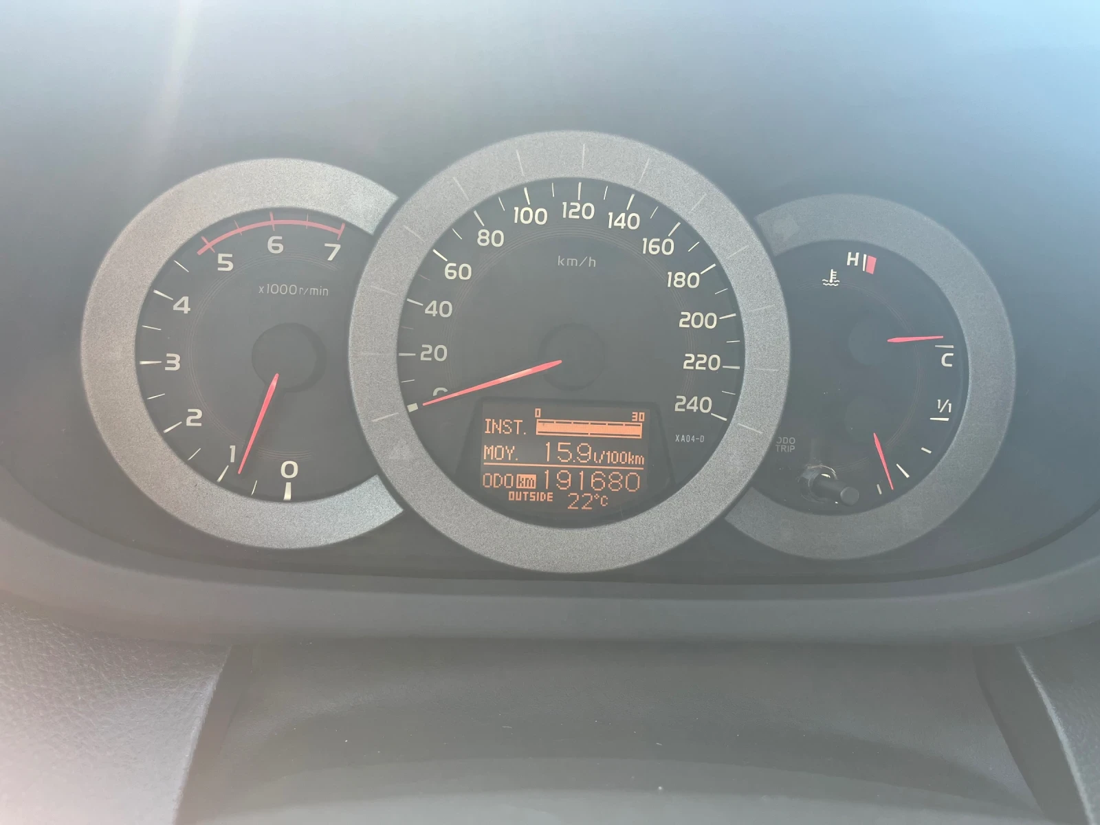 Toyota Rav4 2.2 D-4D 150кс - изображение 9