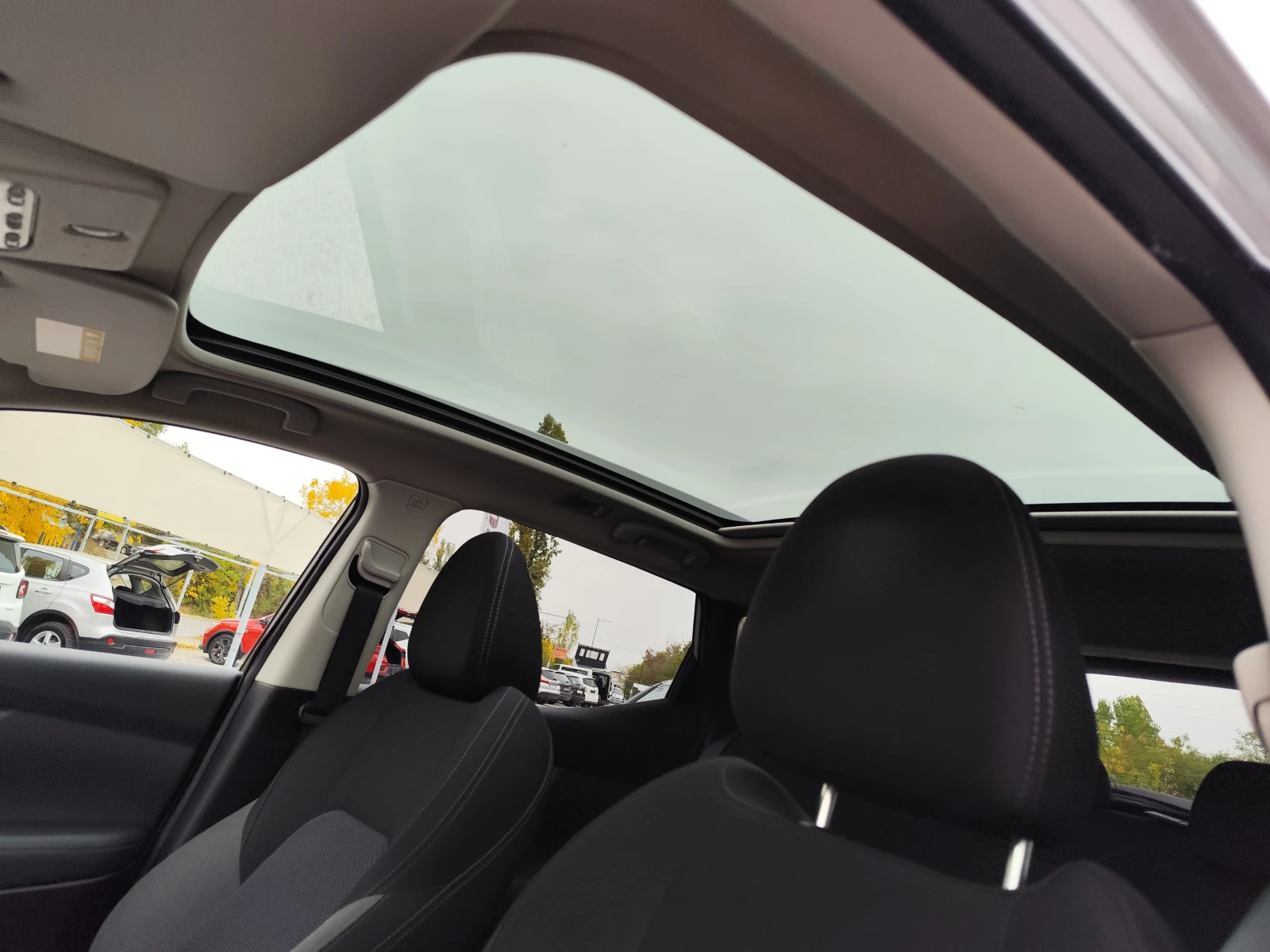 Nissan Qashqai 1.5DCi* N-CONNECTA* LED* ПАНОРАМА* 360* FACE*  - изображение 9