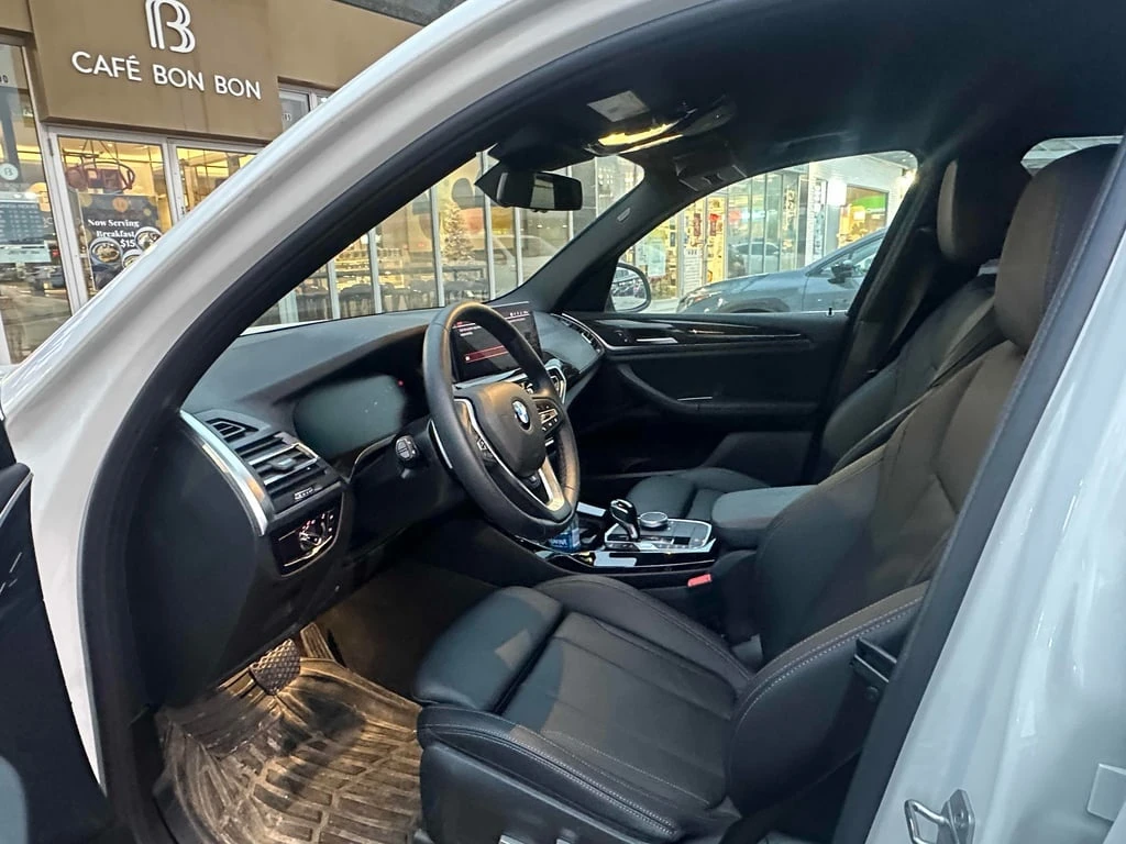 BMW X3 * xDrive30i * CARFAX *    | Mobile.bg   5