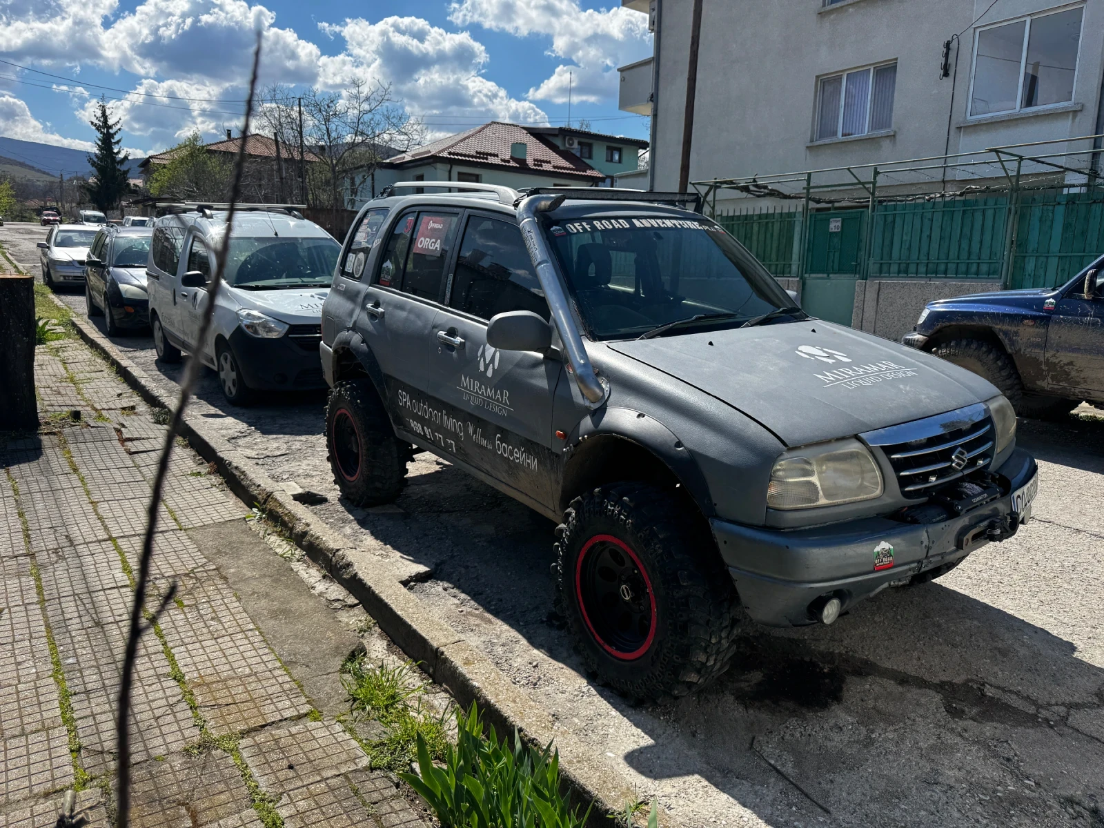 Suzuki Grand vitara 2.5, снимка 6 - Автомобили и джипове - 54153655