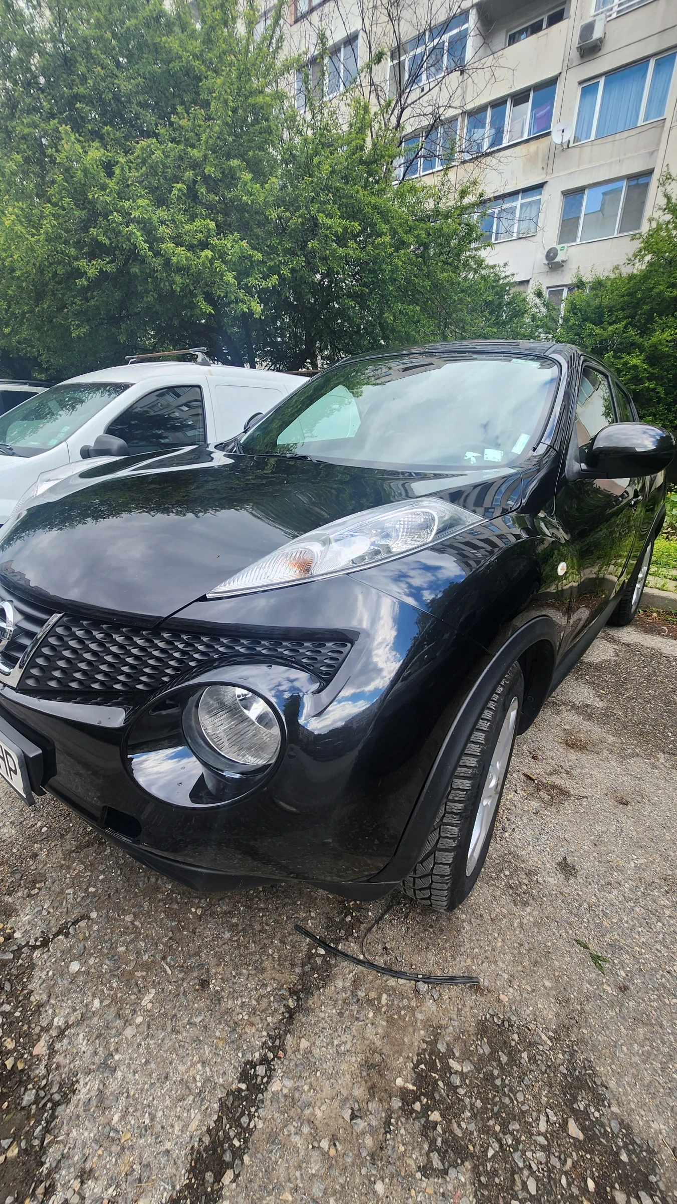 Nissan Juke, снимка 8 - Автомобили и джипове - 54396323