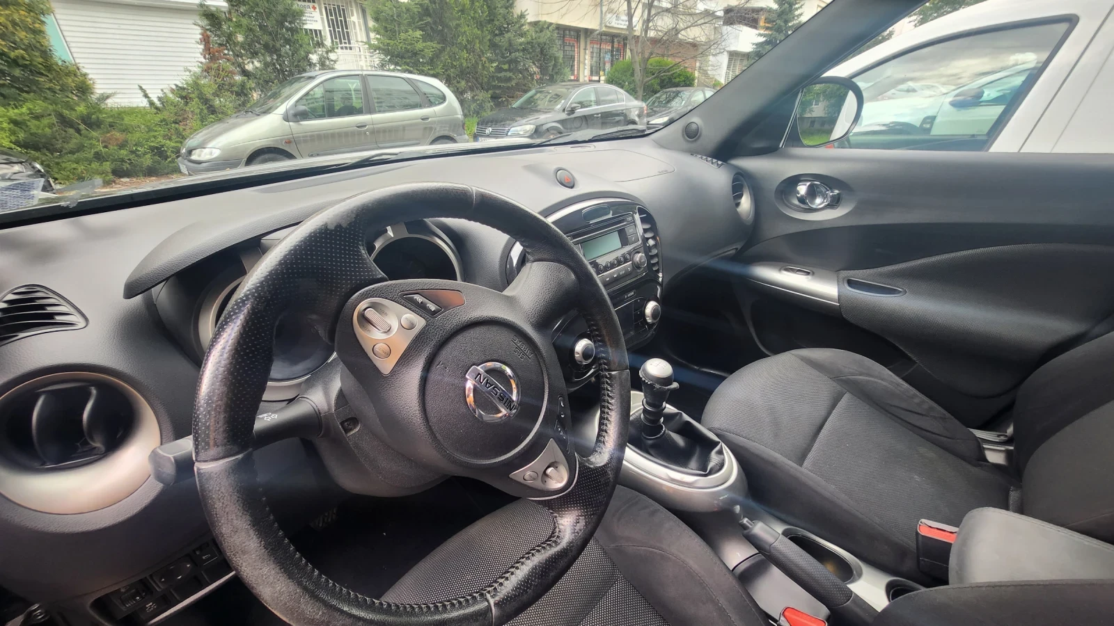 Nissan Juke, снимка 7 - Автомобили и джипове - 54396323