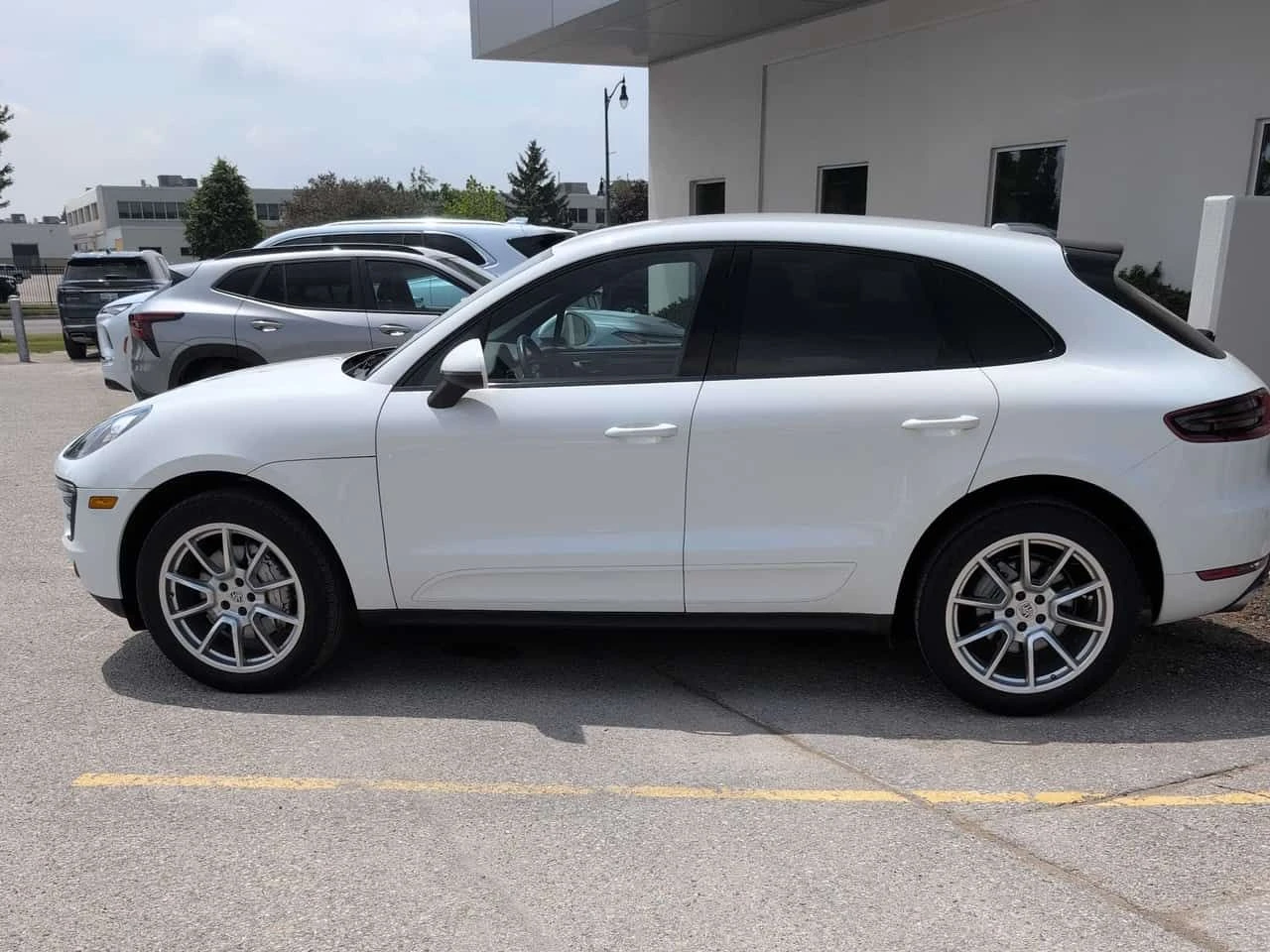 Porsche Macan  S * CARFAX * БЕЗ ПЪРВОНАЧАЛНА ВНОСКА, снимка 2 - Автомобили и джипове - 54841789
