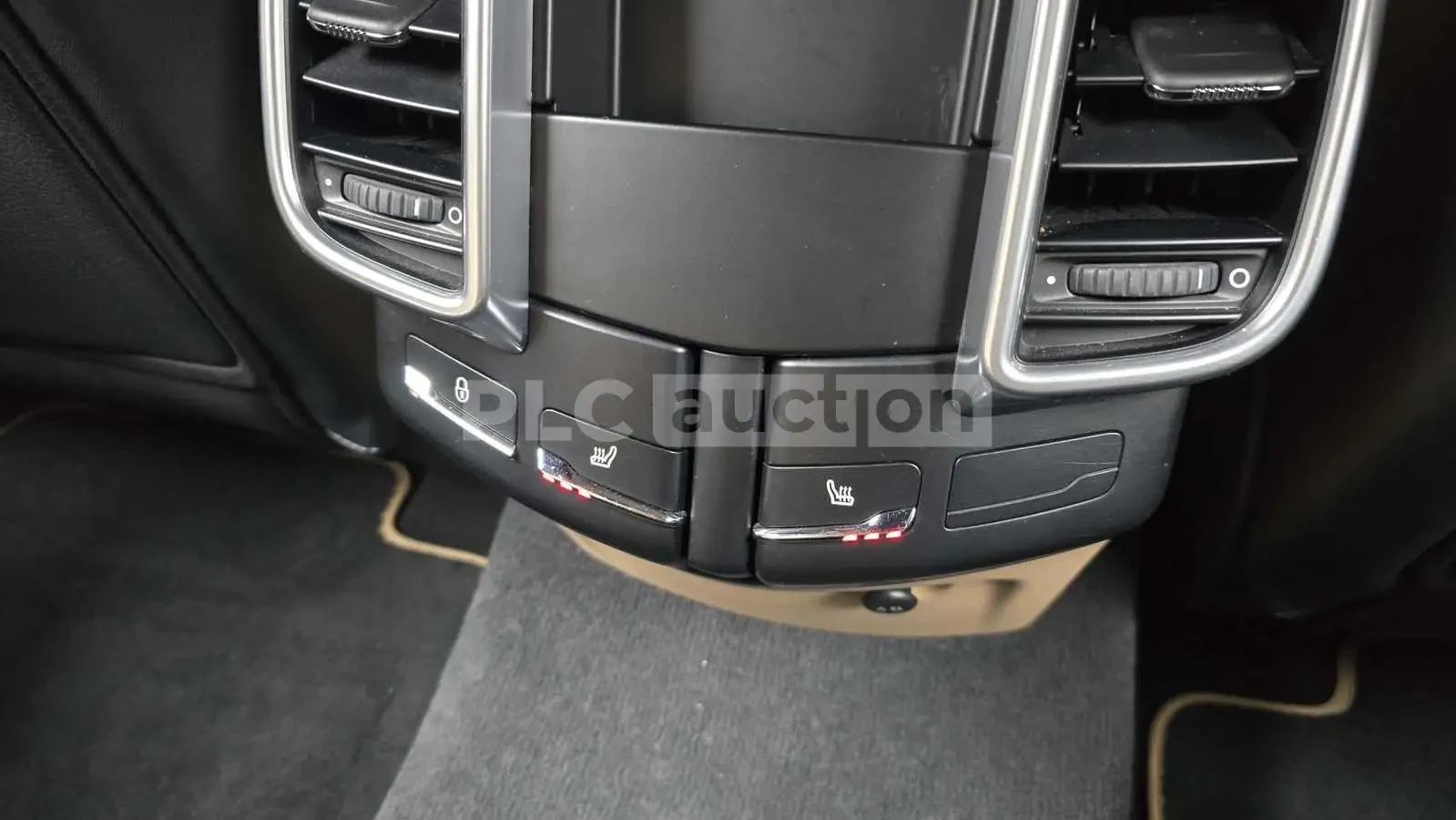 Porsche Cayenne PLATINUM EDITION PANORAMA/360CAM/FULL, снимка 17 - Автомобили и джипове - 55277104
