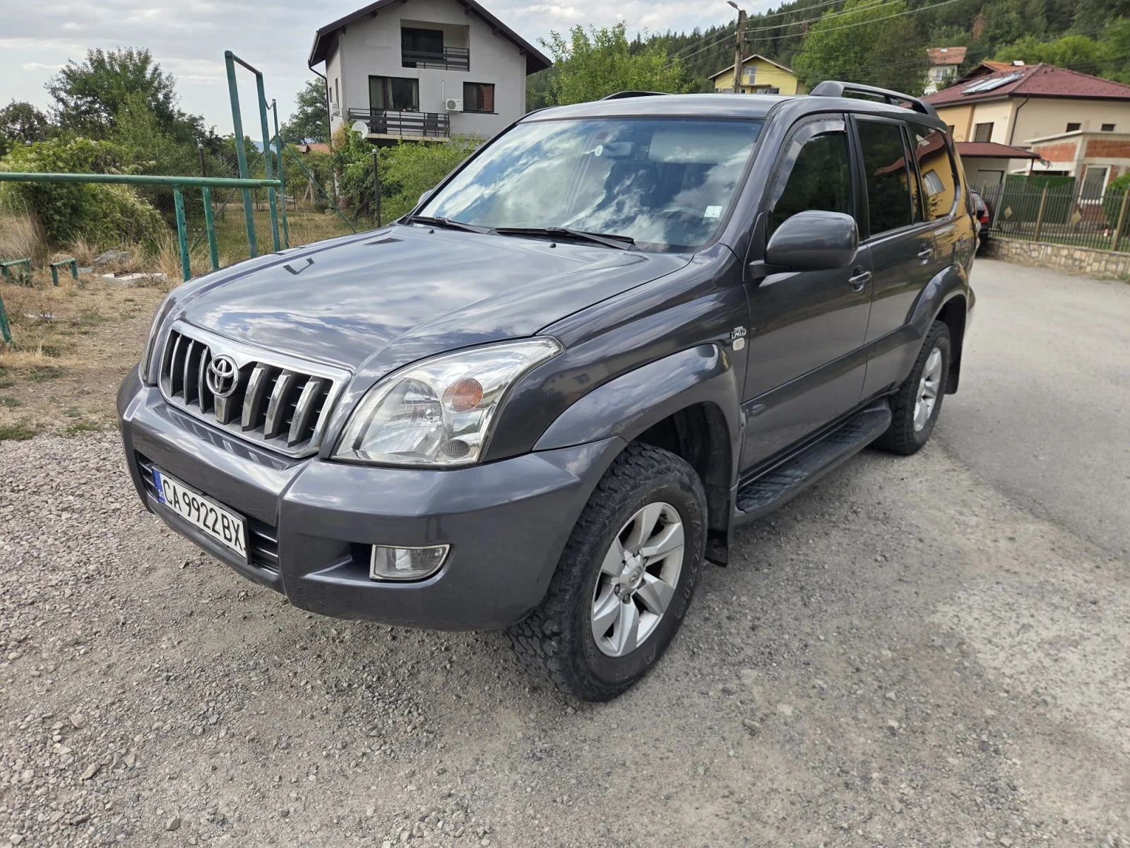 Toyota Land cruiser 120, снимка 3 - Автомобили и джипове - 55929302