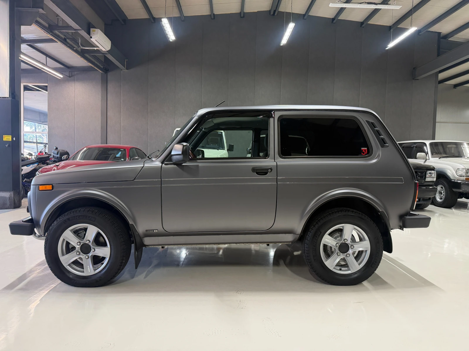 Lada Niva Legend 1.7, снимка 4 - Автомобили и джипове - 55979233