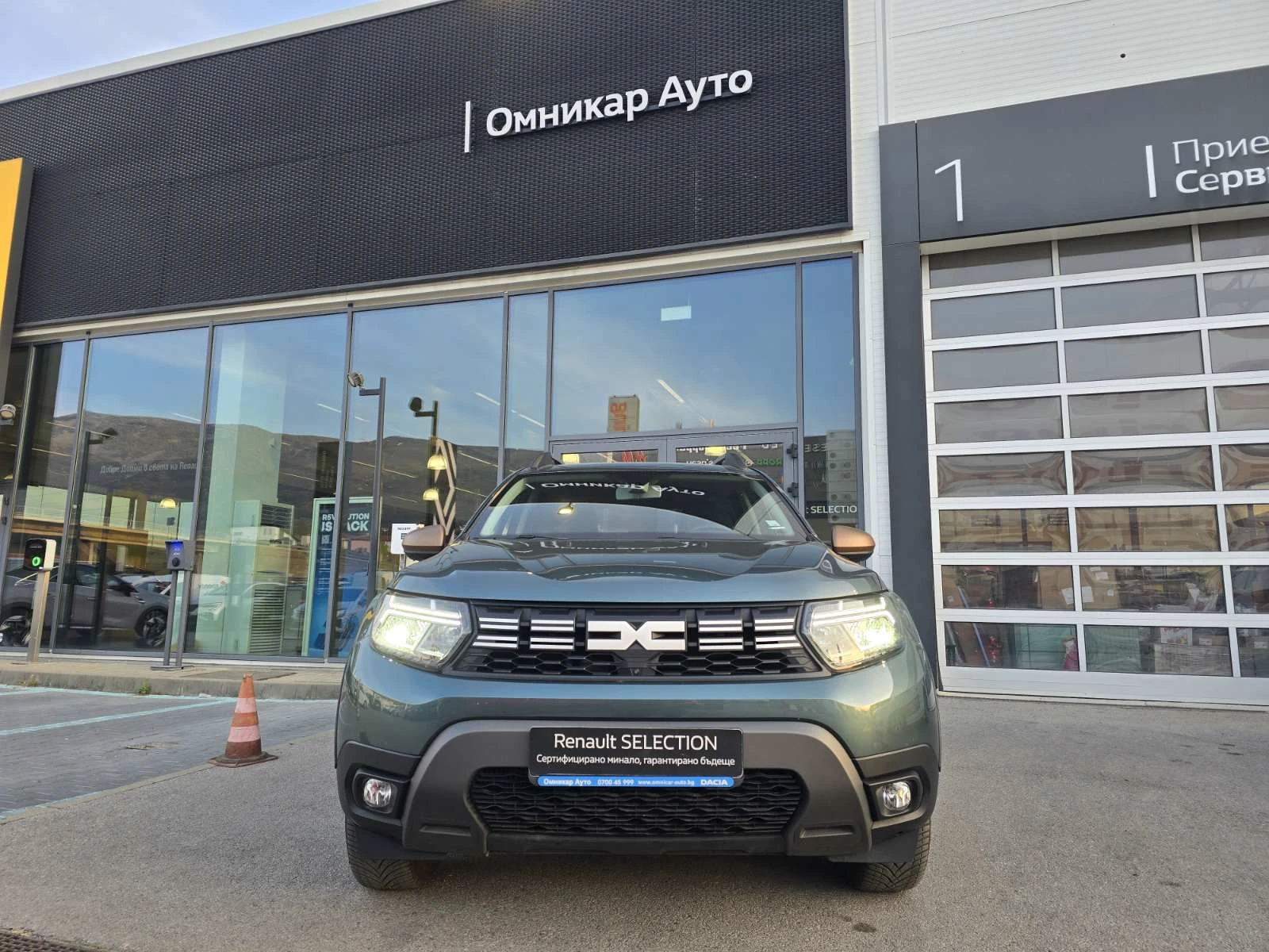 Dacia Duster 1.0 TCe 90 Stop&Start LPG, снимка 3 - Автомобили и джипове - 56577166