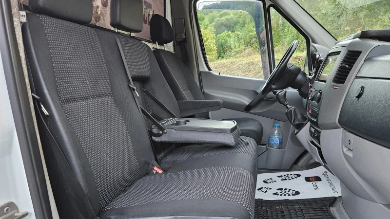 Mercedes-Benz Sprinter 411 2.2 Cdi КЛИМА/ПЕЧКА/СПЕЦИАЛЕН , снимка 12 - Бусове и автобуси - 51790366