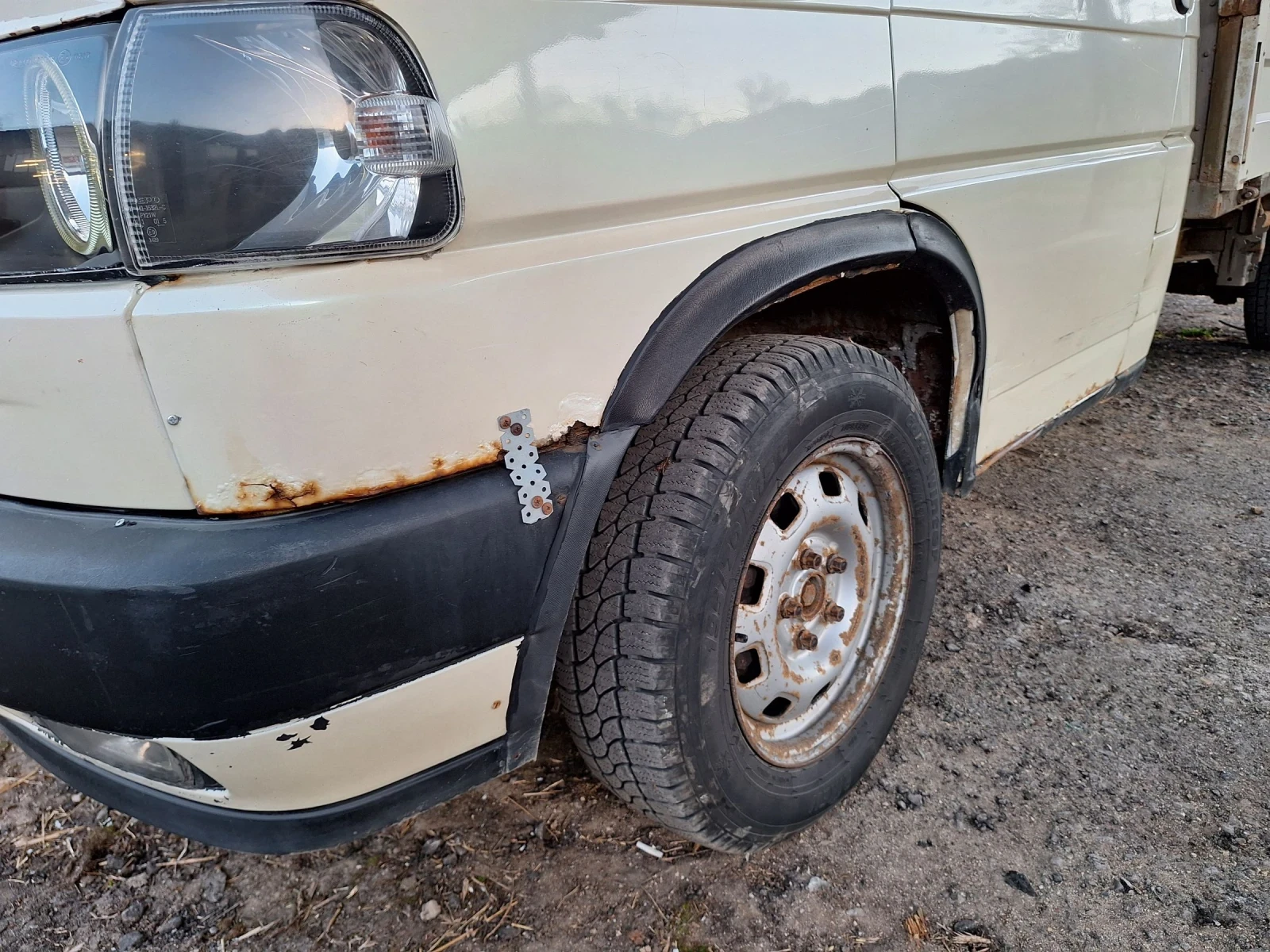 VW T4 2.5 TDI, снимка 2 - Бусове и автобуси - 54320754