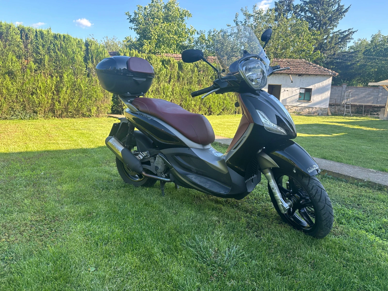 Piaggio Beverly 350i ABS SPORT TOUNING - изображение 3