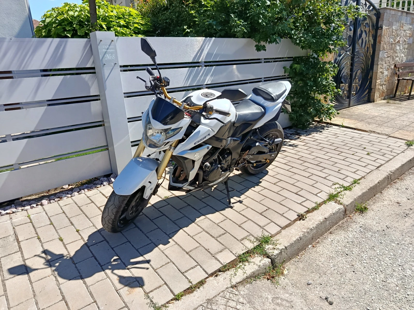 Suzuki Gsr 750, снимка 7 - Мотоциклети и мототехника - 56350668
