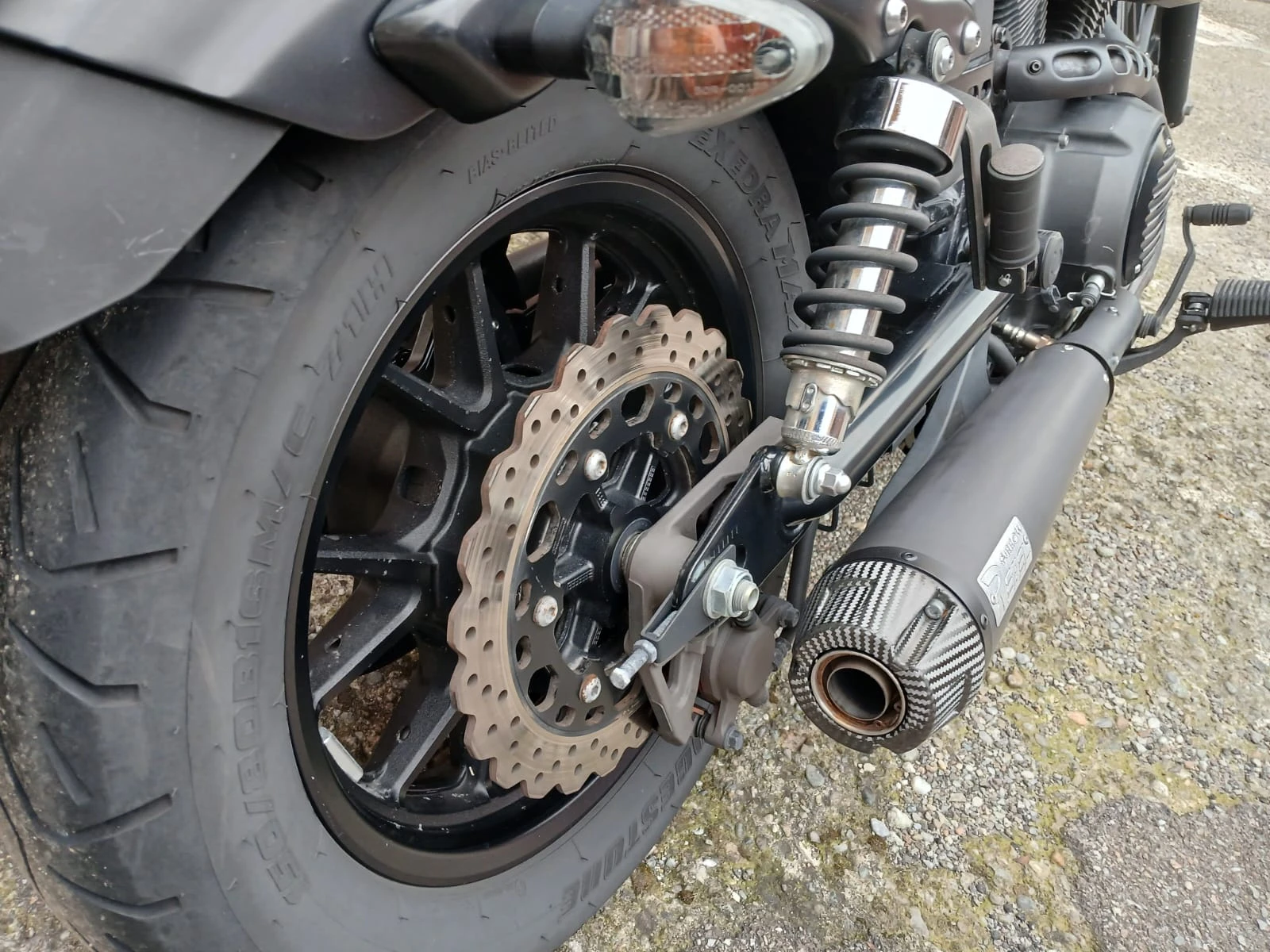 Yamaha Bolt XVS 950i Arrow, снимка 11 - Мотоциклети и мототехника - 56646335
