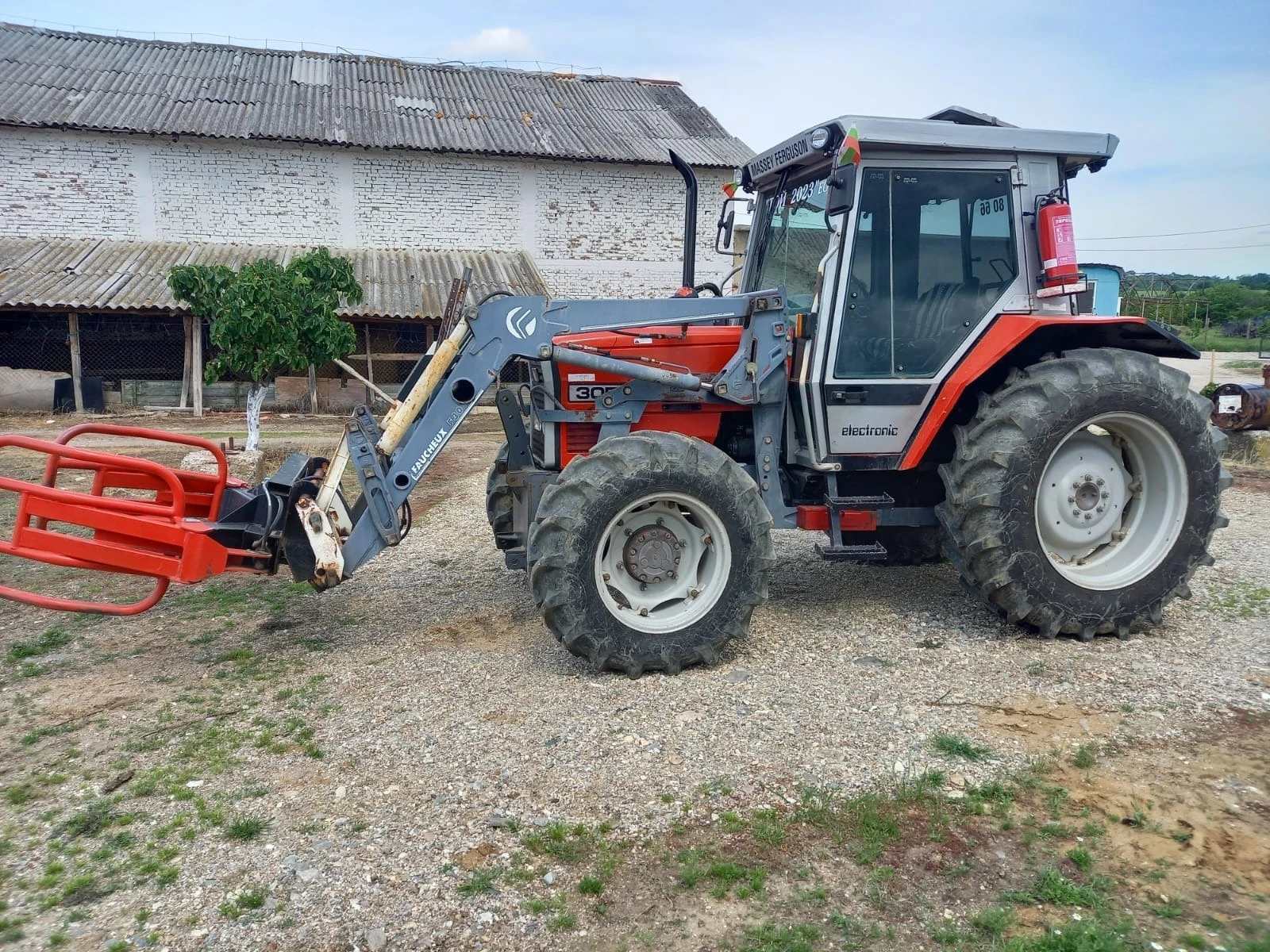  Massey | Mobile.bg   1