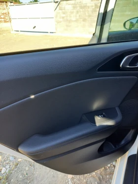 Kia Ceed, снимка 10