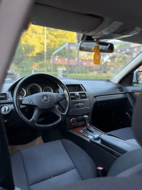 Mercedes-Benz C 220 2.2 ОМ646 / Автоматик / Нави / Нов внос, снимка 8