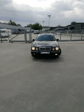 Mercedes-Benz E 270 CDI, снимка 1