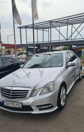 Обява за продажба на Mercedes-Benz E 220 AMG пакет. ~19 200 лв. - изображение 1
