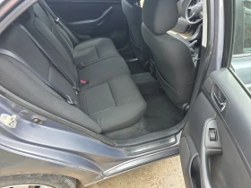 Toyota Avensis 2.0 D4D - 2499 € / 4887.62 лв. - 17403498 13