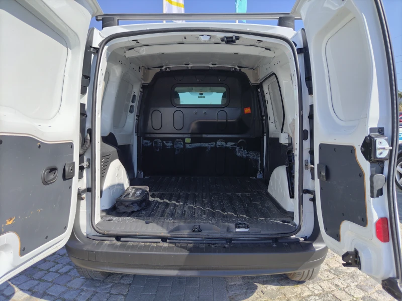 Renault Kangoo 1.5 dCi/75к.с/N1, снимка 13 - Автомобили и джипове - 47424474