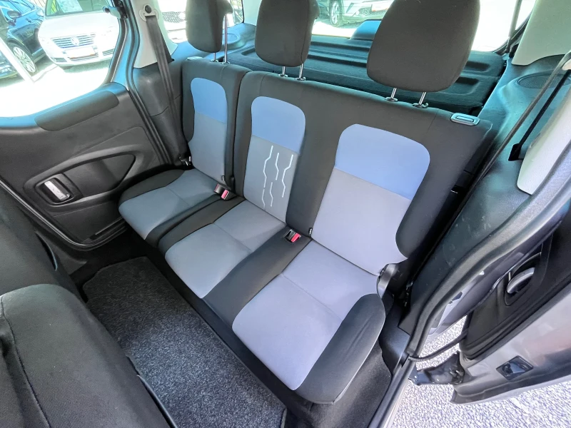 Peugeot Partner Tepee / 1.6BlueHDI, снимка 12 - Автомобили и джипове - 51356284