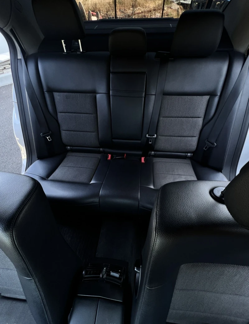 Mercedes-Benz E 220 AMG пакет., снимка 9 - Автомобили и джипове - 53227613