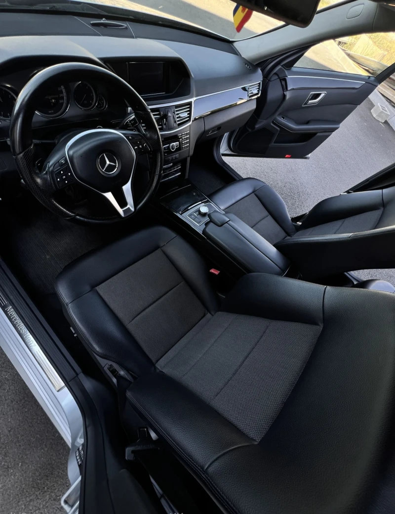 Mercedes-Benz E 220 AMG пакет., снимка 8 - Автомобили и джипове - 53227613