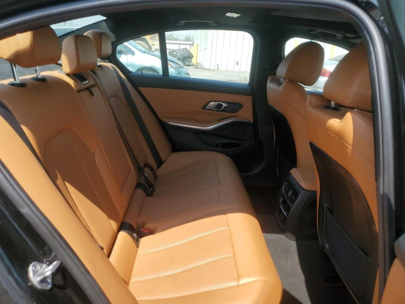 BMW 330, снимка 8 - Автомобили и джипове - 52356044