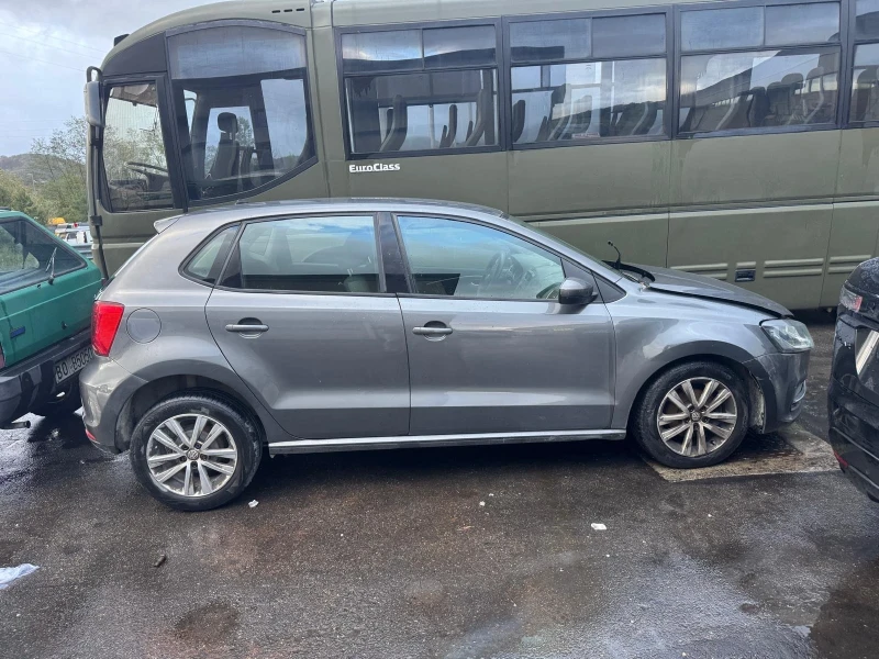 VW Polo 1.4 TDI CUS, снимка 4 - Автомобили и джипове - 52450973