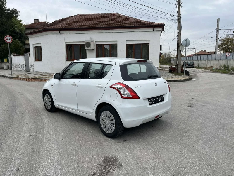 Suzuki Swift, снимка 2 - Автомобили и джипове - 52469934