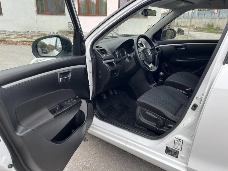 Suzuki Swift, снимка 9 - Автомобили и джипове - 52469934