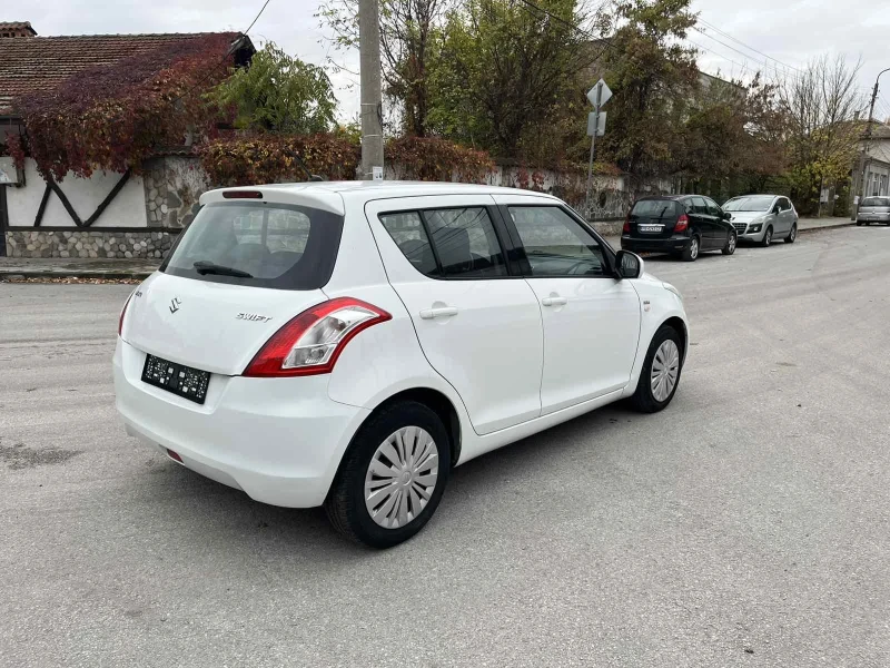 Suzuki Swift, снимка 7 - Автомобили и джипове - 52469934
