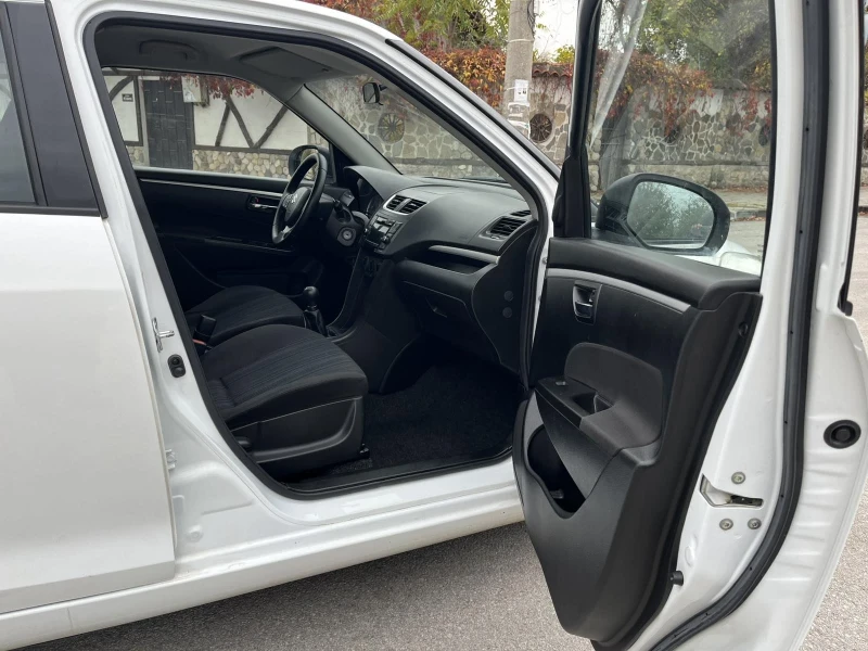 Suzuki Swift, снимка 11 - Автомобили и джипове - 52469934