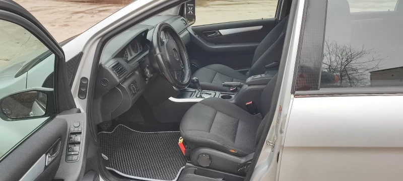 Mercedes-Benz B 200, снимка 15 - Автомобили и джипове - 52729994
