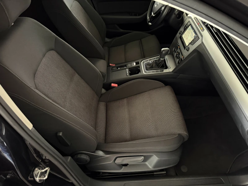 VW Passat 2.0TDI* 150к.с* СЕРВИЗНА КНИЖКА С ПЪЛНА ИСТОРИЯ В , снимка 12 - Автомобили и джипове - 52824803