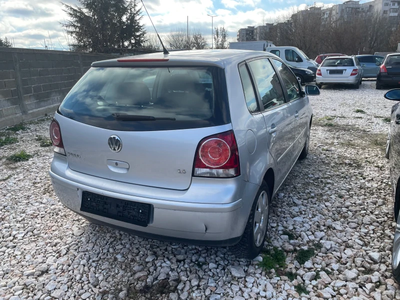 VW Polo 1.4benzin, снимка 4 - Автомобили и джипове - 52903235