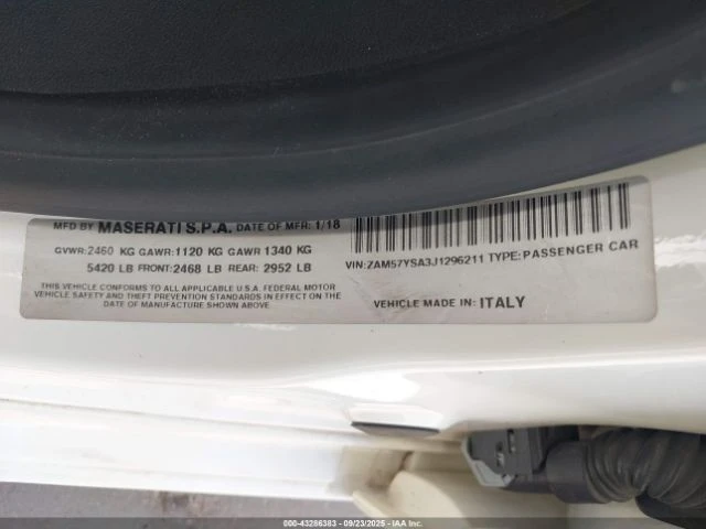 Maserati Ghibli S* Keyless* Koжа* Подгрев* НАВИ* Фиксирана цена, снимка 9 - Автомобили и джипове - 53250769