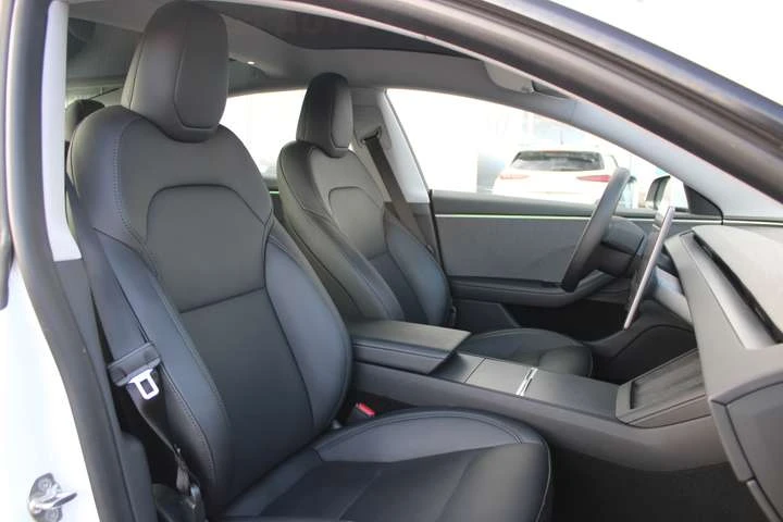 Tesla Model 3 RWD No Accident Clean Carfax One Owner, снимка 14 - Автомобили и джипове - 53913738