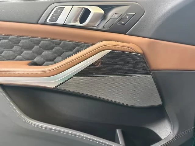 BMW X5M COMPETITION / SHADOW LINE / H&K / 360 / HUD / , снимка 8 - Автомобили и джипове - 55390553
