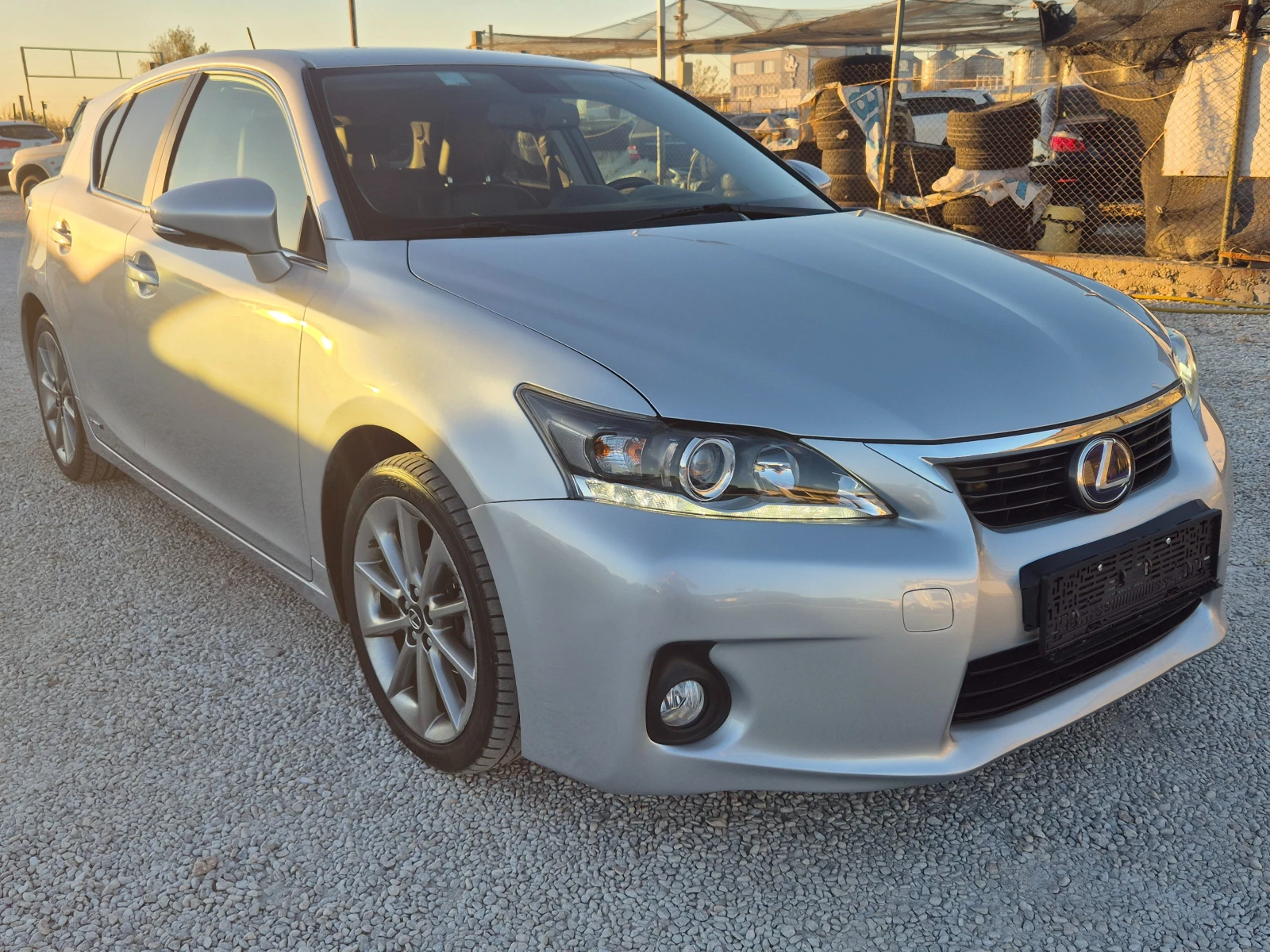 Lexus CT 200h 69855 kм..!!! - изображение 3