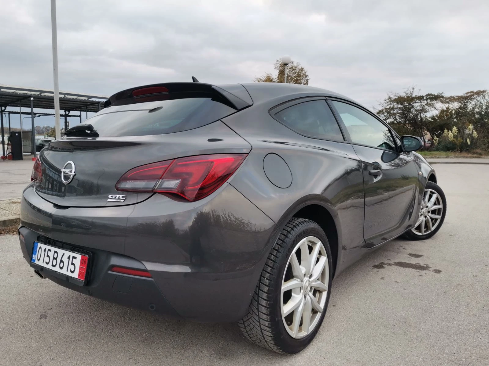 Opel Astra ПРОМО ЦЕНА-GTC* 1.4i* АВТОМАТ - изображение 6